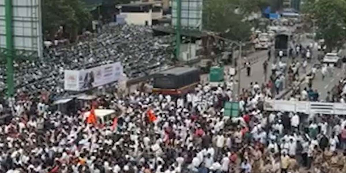 thackeray rally